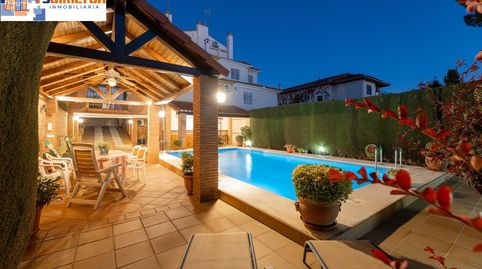 Foto 2 de Casa adosada en venta en Peligros, Granada