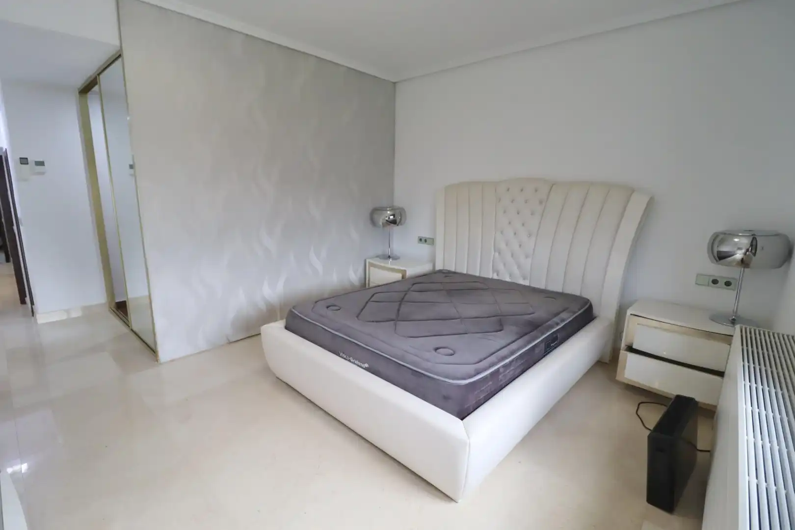 Habitación de Casa o chalet en venta en Godella con Aire acondicionado, Piscina y Alarma