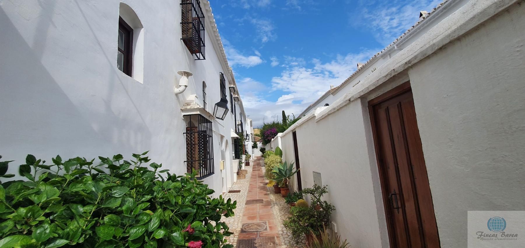 Vista exterior de Casa adosada en venta en Fuengirola con Aire acondicionado, Terraza y Trastero