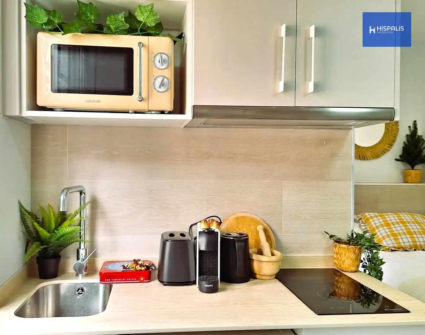 Cocina de Estudio de alquiler en Sevilla con Aire acondicionado, Calefacción y Amueblado