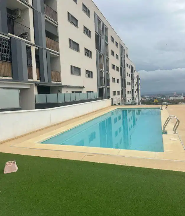 Flat with pool for sale in Crevillent