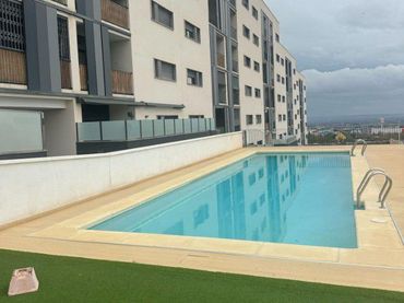 Pis amb piscina en venda a Crevillent