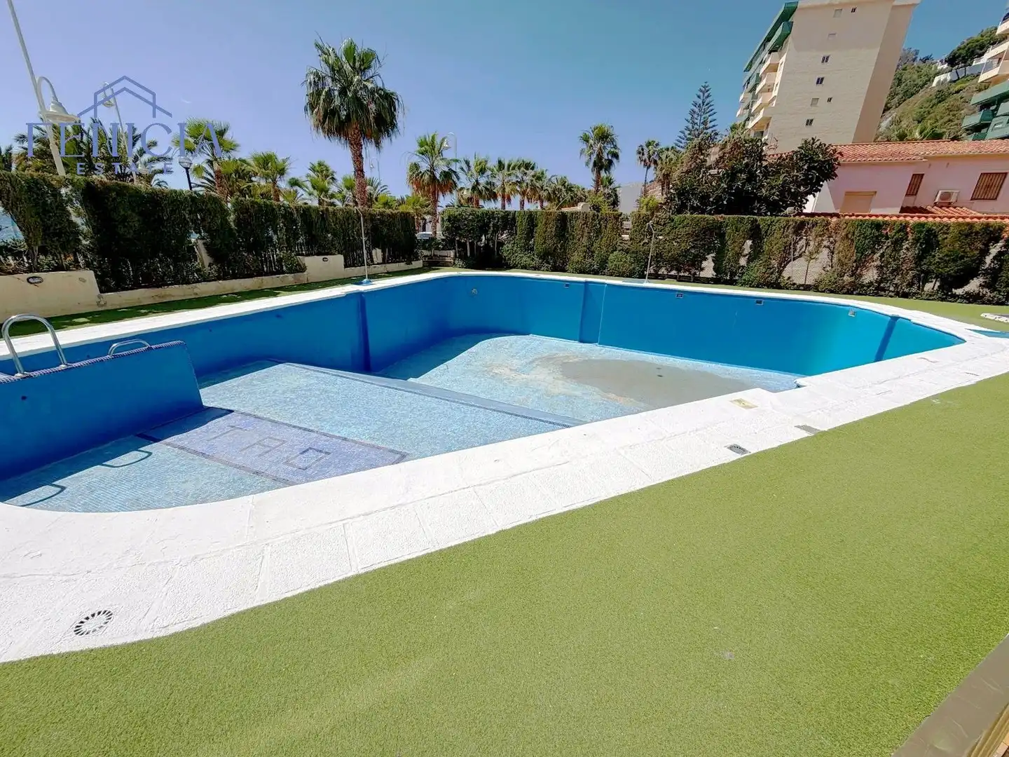 Schwimmbecken von Wohnung zum Verkauf in Almuñécar mit Terrasse und Gemeinschaftspool
