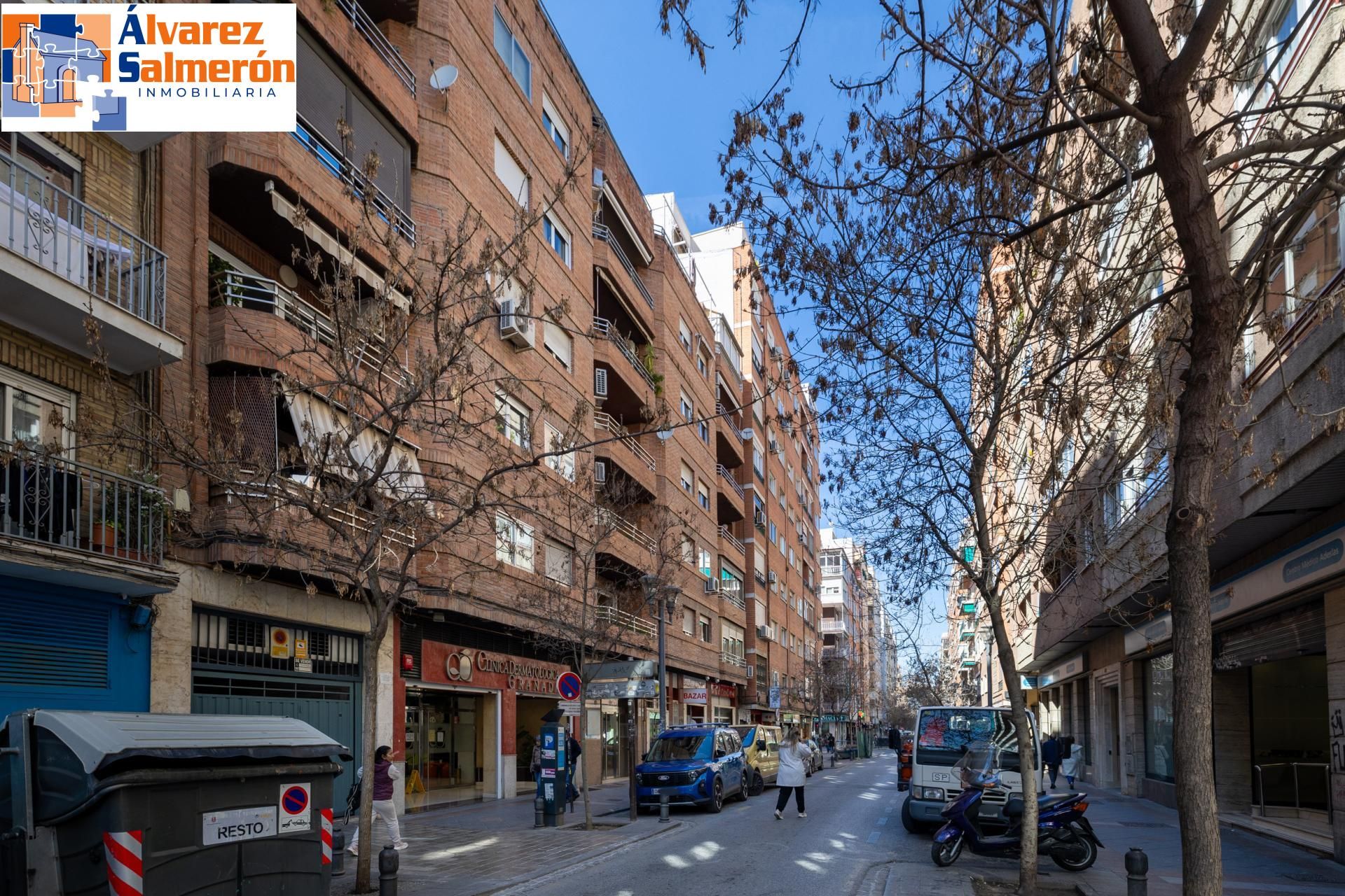 Vista exterior de Apartamento en venta en  Granada Capital