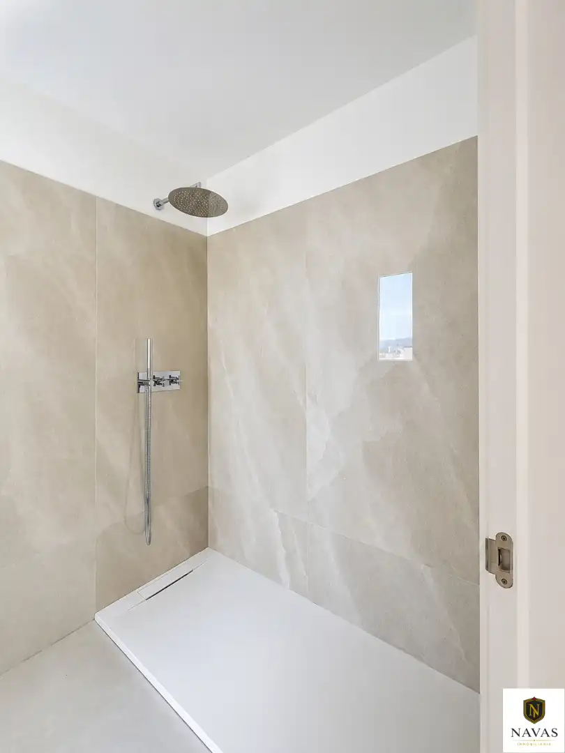 Bathroom of Attic for sale in Vigo   with Air Conditioner, Heating and Parquet flooring