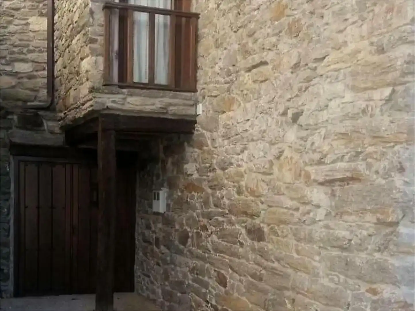 Vista exterior de Piso en venta en Petín con Jardín privado, Parquet y Amueblado