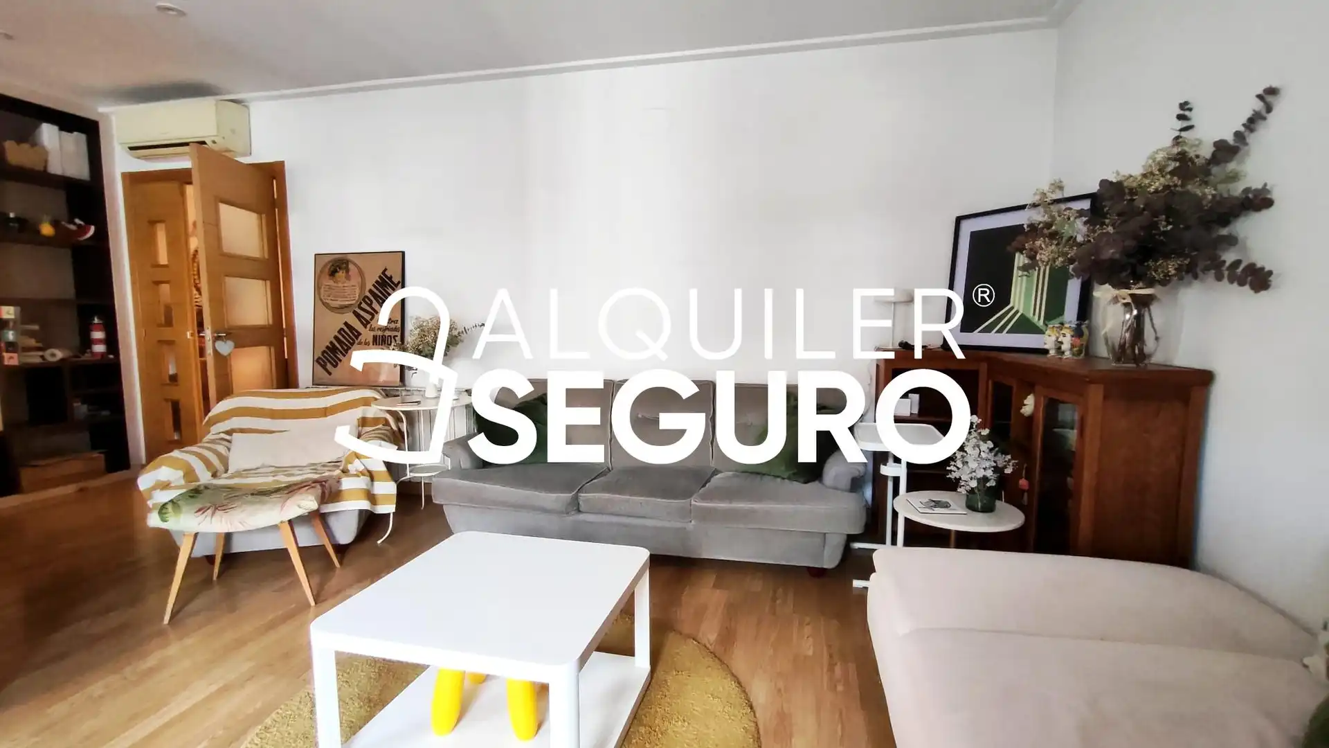 Living room of Flat for rent in Valencia  with Air Conditioner, Heating and Terrace