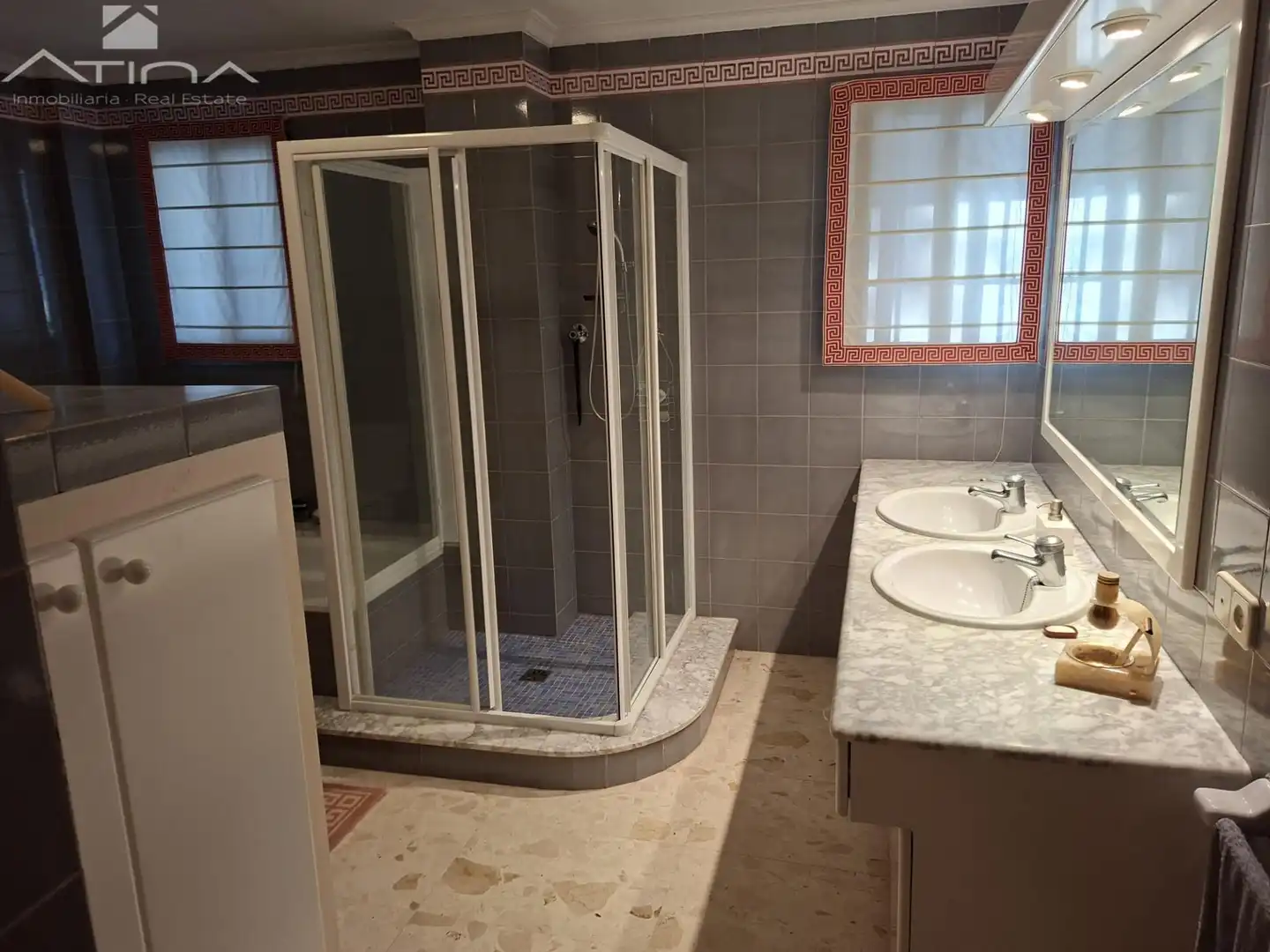 Bathroom of Houses for sale in Gandia  with Private garden, Terrace and Storage room