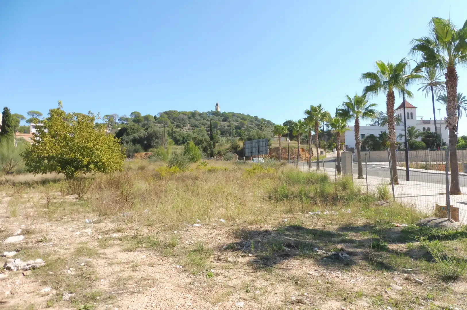 Wohnbaugrundstück zum Verkauf in Casc Urbà, imagen 6