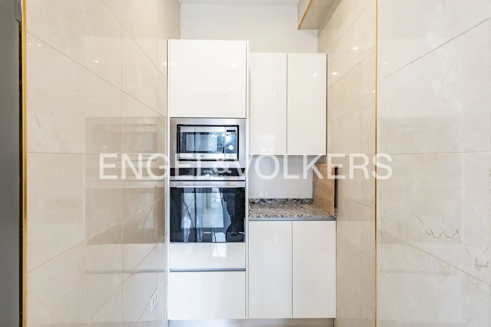 Cocina de Casa o chalet en venta en Premià de Dalt con Aire acondicionado, Calefacción y Jardín privado