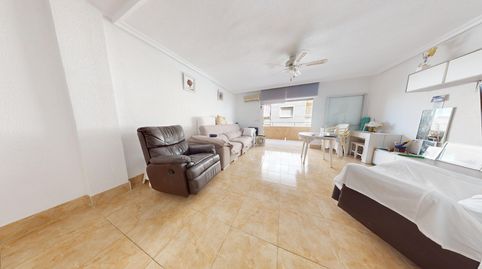 Foto 2 de Piso en venta en Calle Ramón Gallud, 226, Zona Playa del Cura, Torrevieja