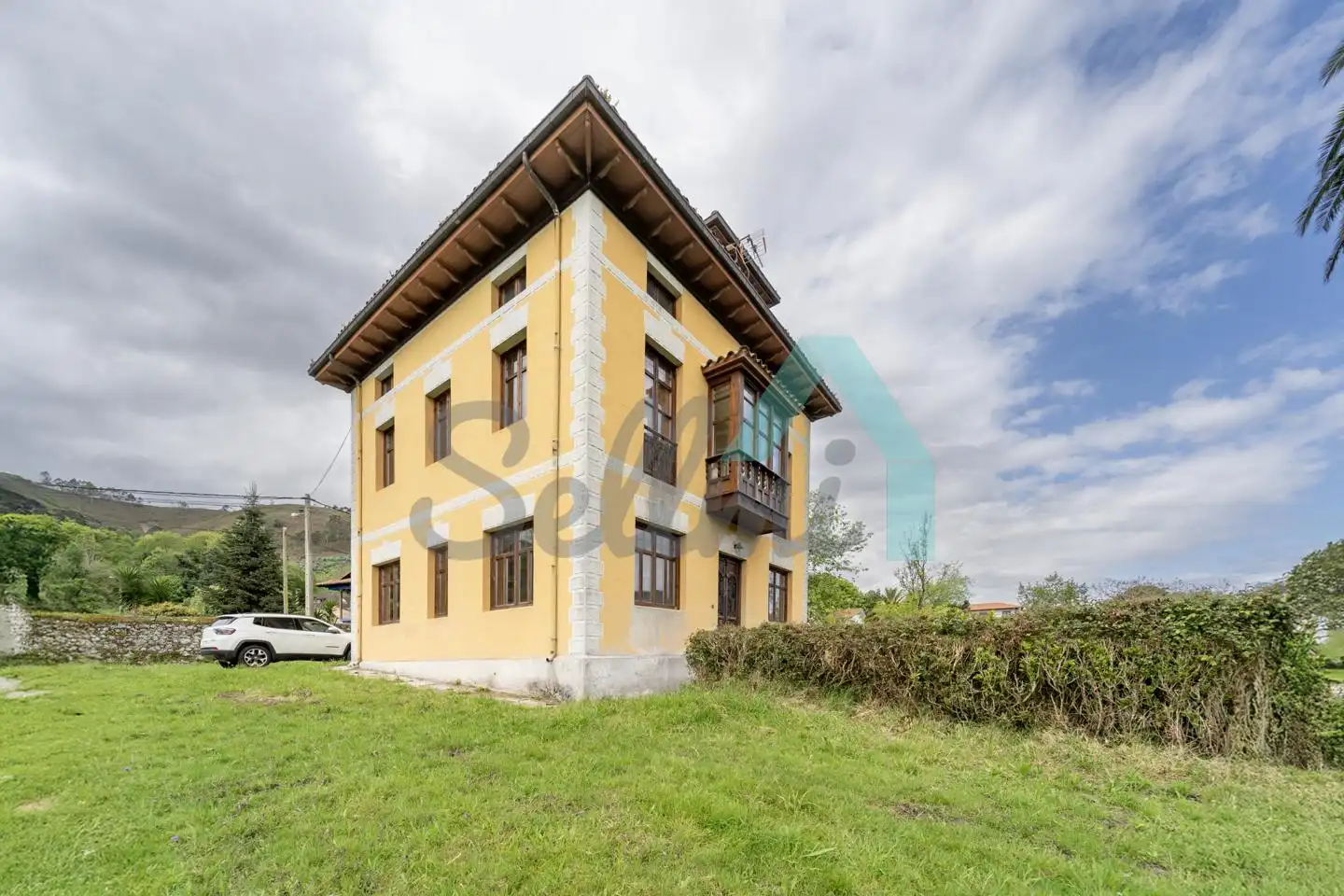 Vista exterior de Casa o chalet en venta en Llanes con Calefacción, Jardín privado y Parquet