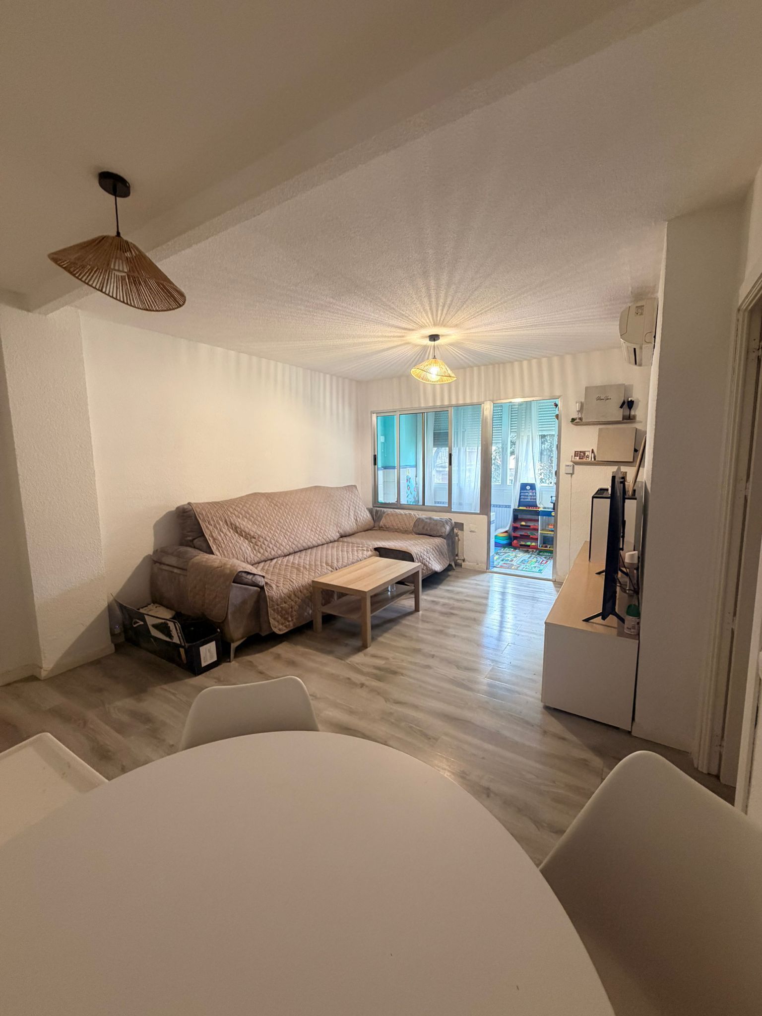 Sala d'estar de Pis en venda en Móstoles amb Aire condicionat, Calefacció i Terrassa