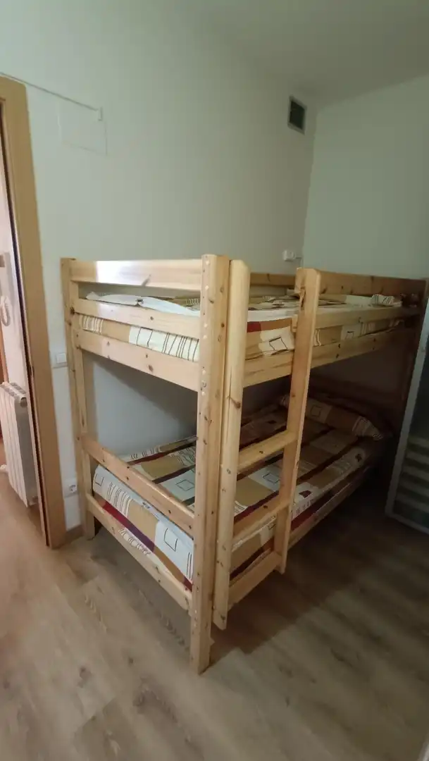 Schlafzimmer von Erdgeschoss zur Miete in Palamós mit Heizung, Terrasse und Balkon