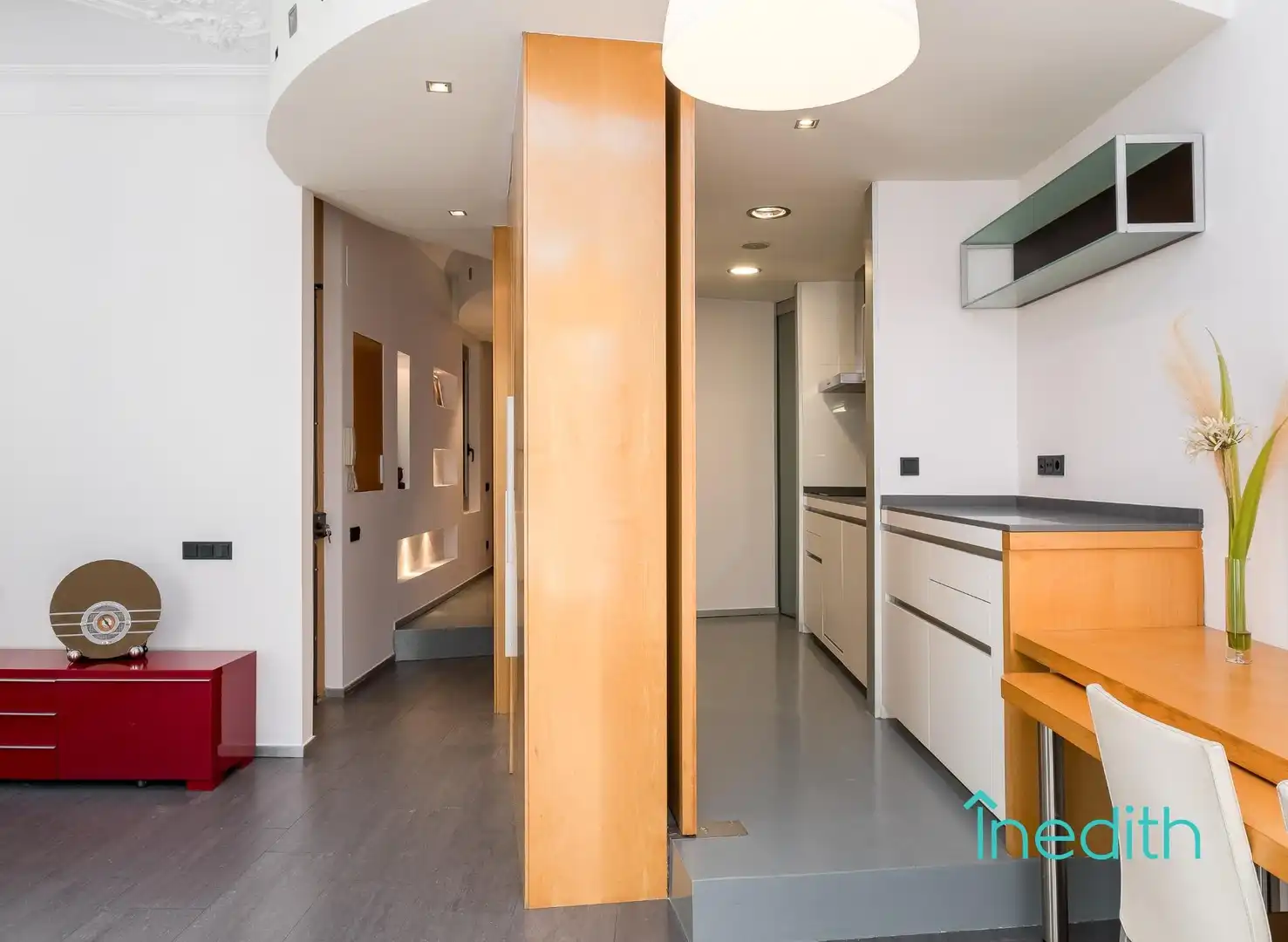 Flat for sale in Barcelona  with Air Conditioner, Terrace and Furnished
