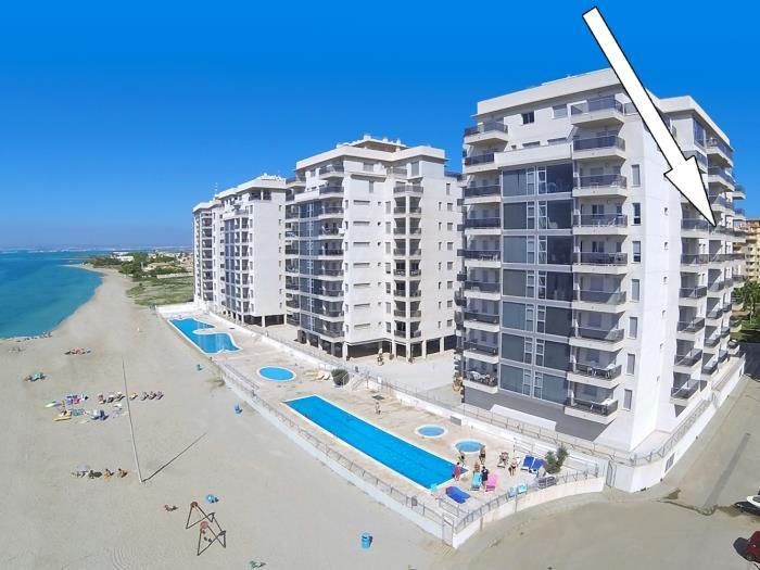 Vista exterior de Apartament en venda en La Manga del Mar Menor amb Aire condicionat, Calefacció i Terrassa