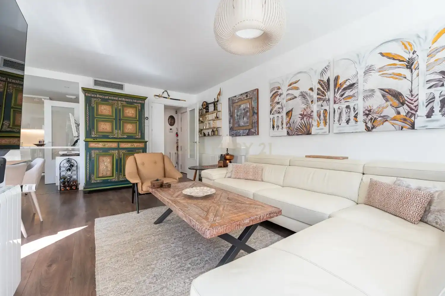 Sala de estar de Apartamento en venta en Alcalá de Henares con Aire acondicionado, Trastero y Piscina comunitaria