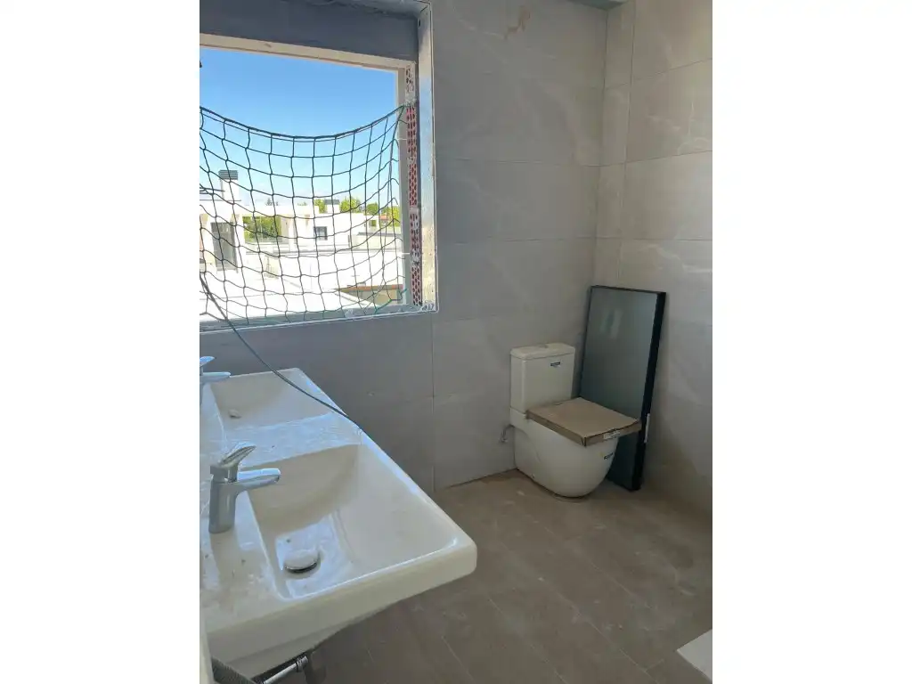 Bathroom of Detached homes for sale in Boadilla del Monte  with Oven, Washing machine and Microwave