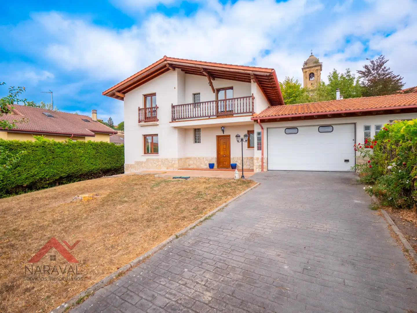 Vista exterior de Casa o xalet en venda en Zigoitia amb Calefacció, Jardí privat i Parquet