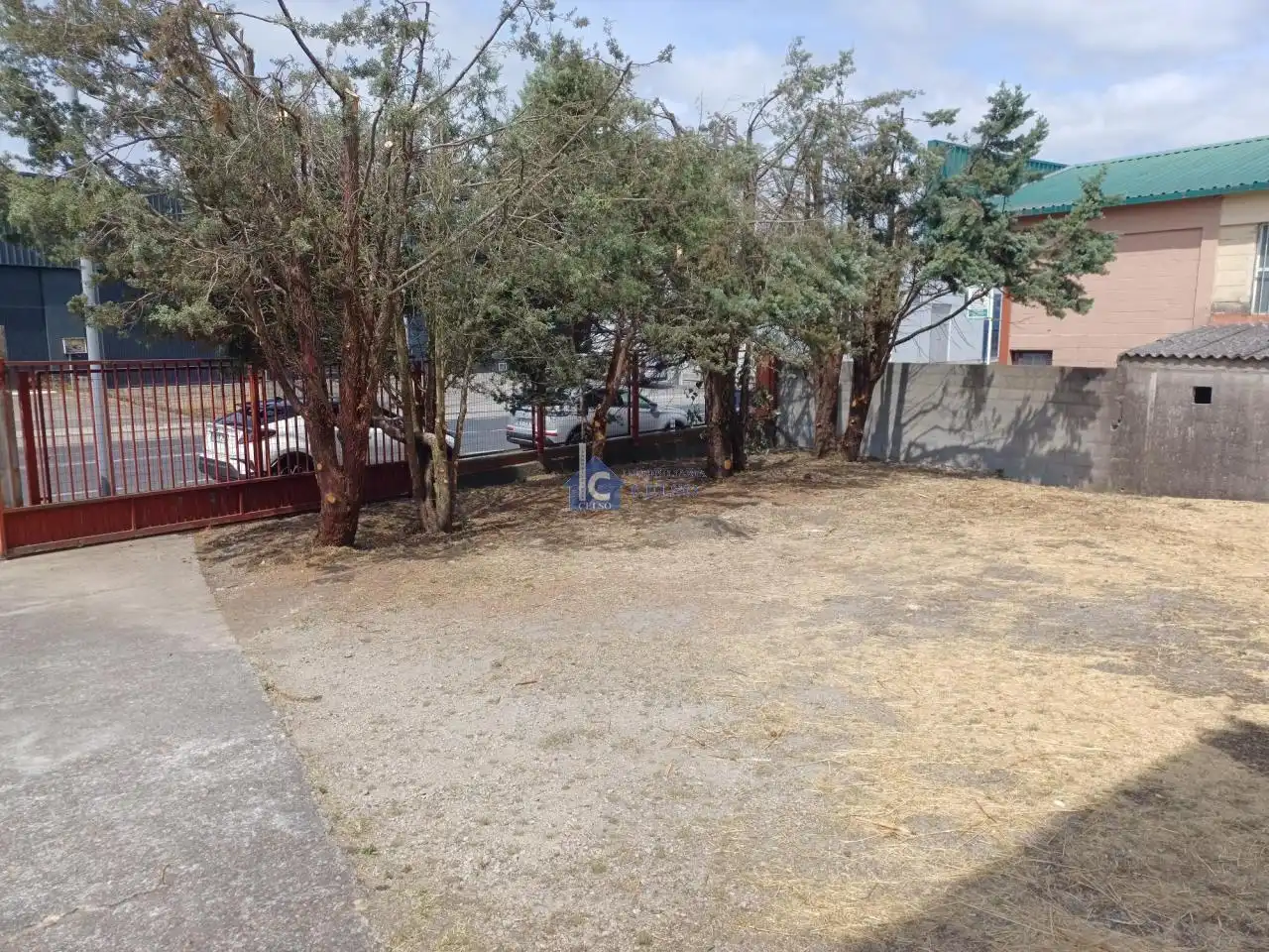 Aparcament de Nau industrial en venda en San Cibrao das Viñas