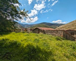 Casa o xalet en venda en Ezcaray amb Jardí privat