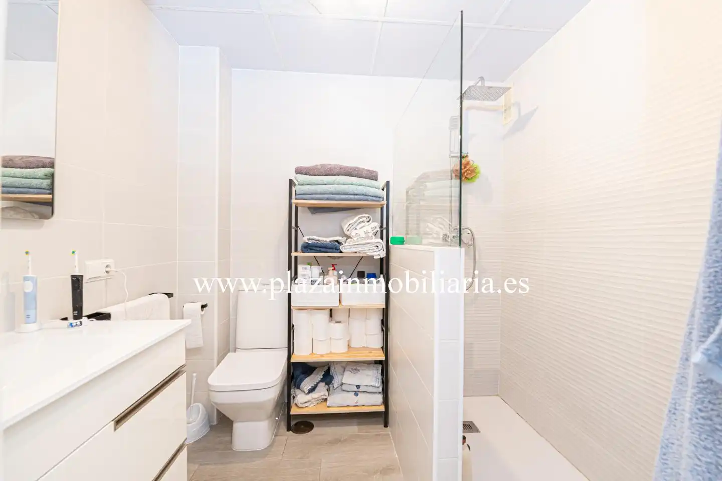 Bany de Casa o xalet en venda en Lucena amb Terrassa, Traster i Balcó