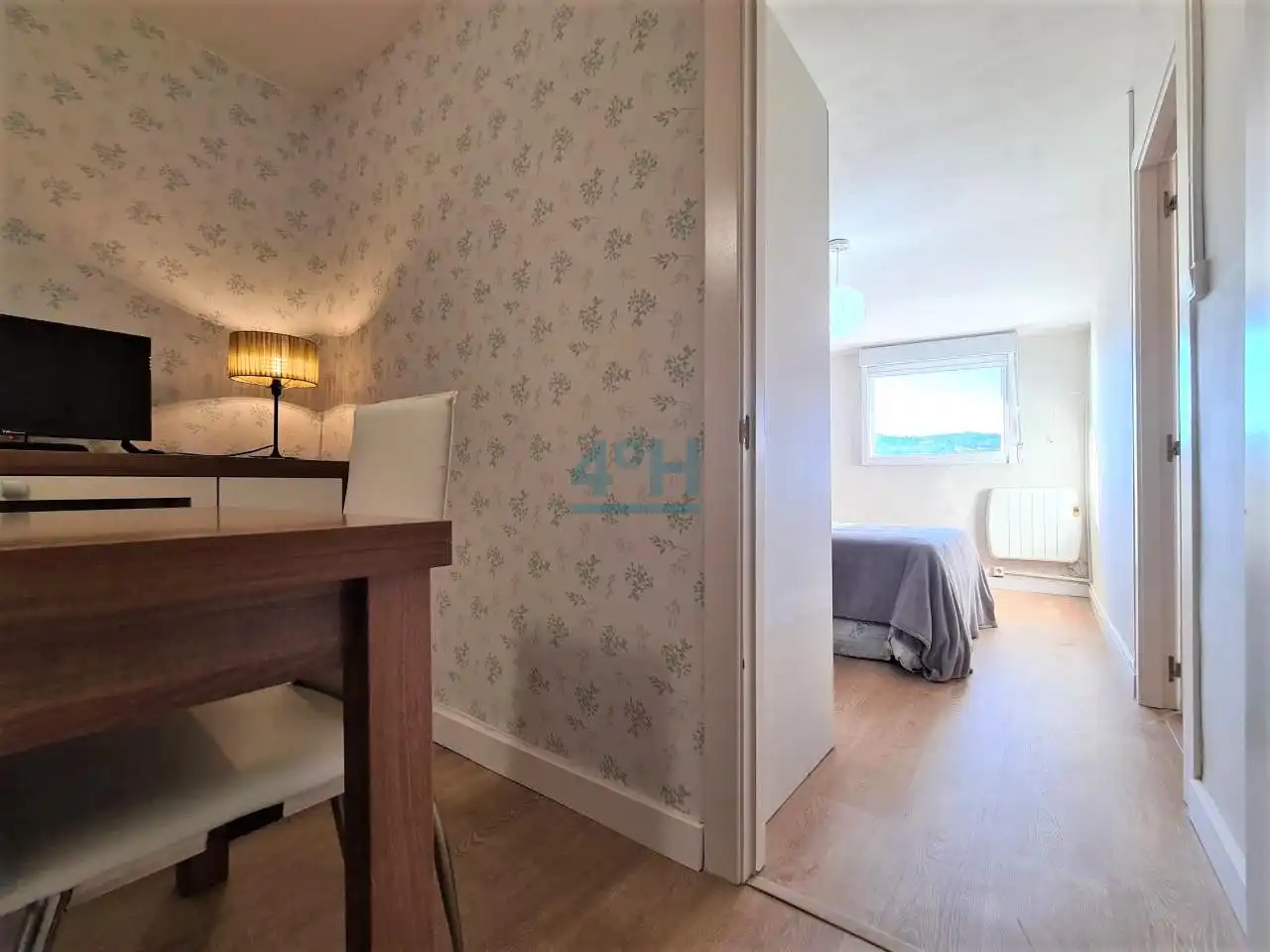 Bedroom of Apartments for sale in Ourense Capital   with Heating and Furnished