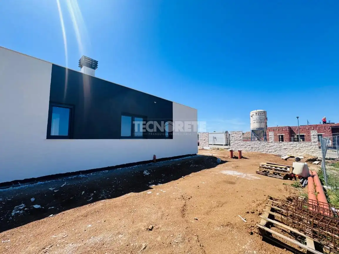 Vista exterior de Casa o chalet en venta en Layos con Aire acondicionado y Calefacción