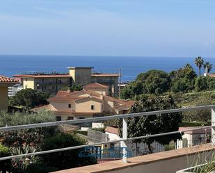Vista exterior de Casa o xalet en venda en Lloret de Mar amb Aire condicionat, Calefacció i Jardí privat