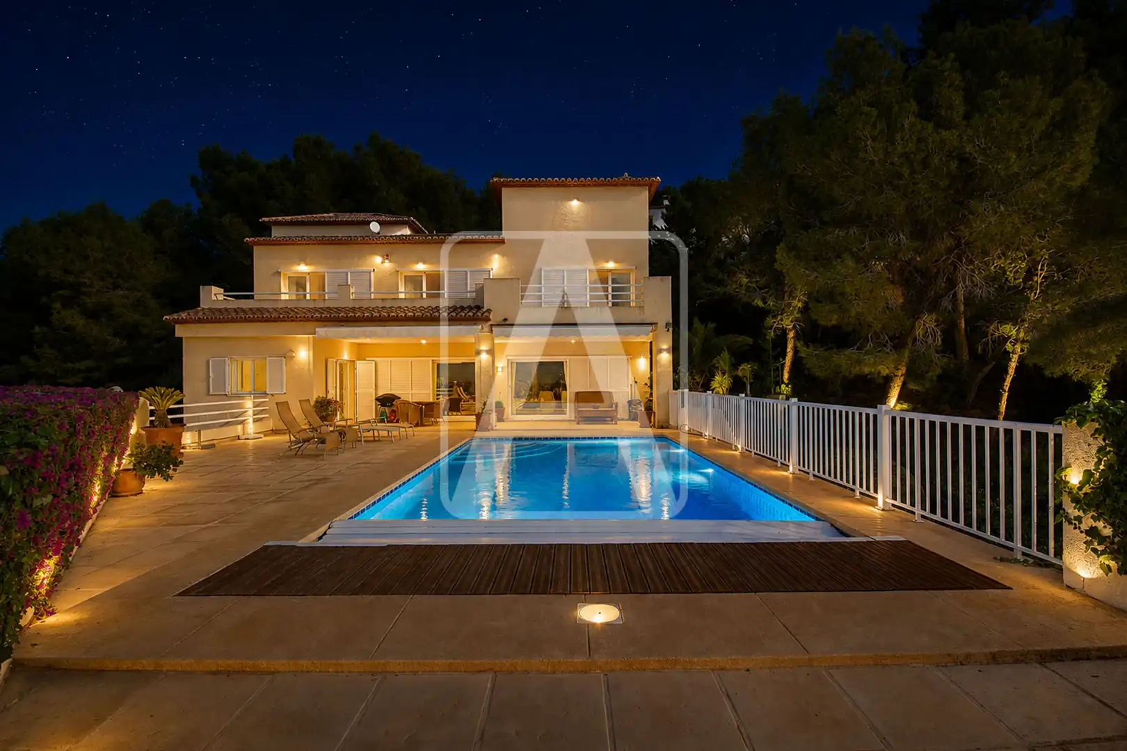 Swimming pool of Houses for sale in Calpe / Calp  with Air Conditioner, Heating and Private garden
