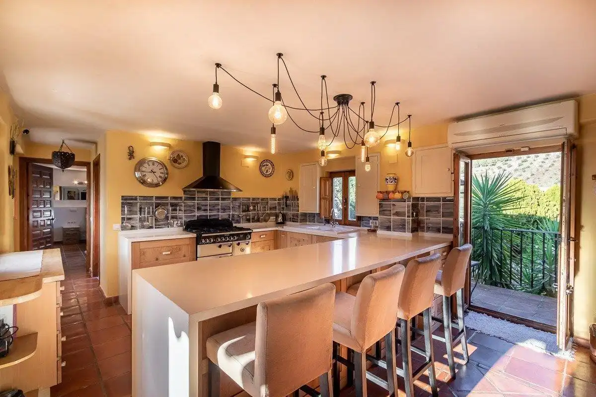 Cocina de Casa o chalet en venta en Alcaudete con Aire acondicionado, Calefacción y Jardín privado