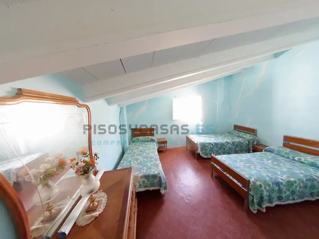 Habitación de Casa o chalet en venta en Aguilón