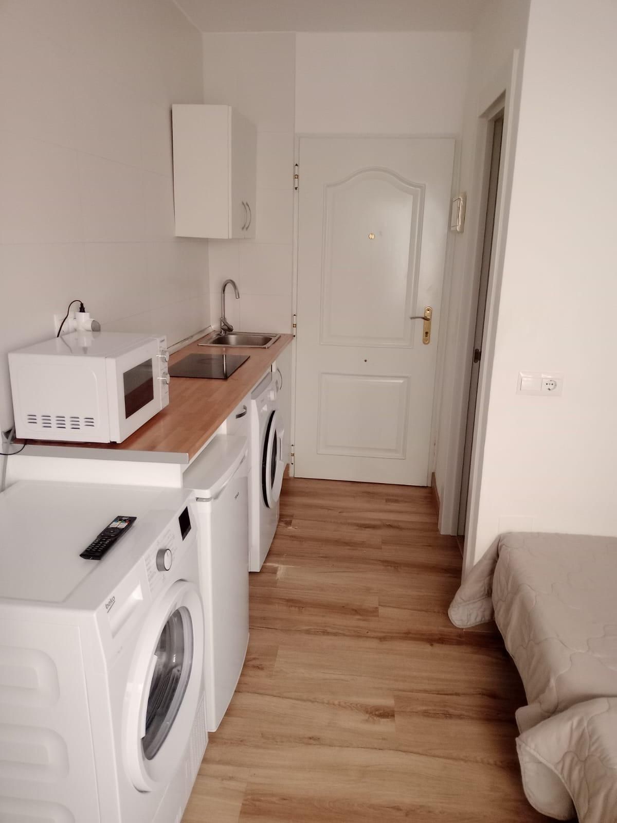 Cuina de Estudi en venda en Torremolinos amb Aire condicionat