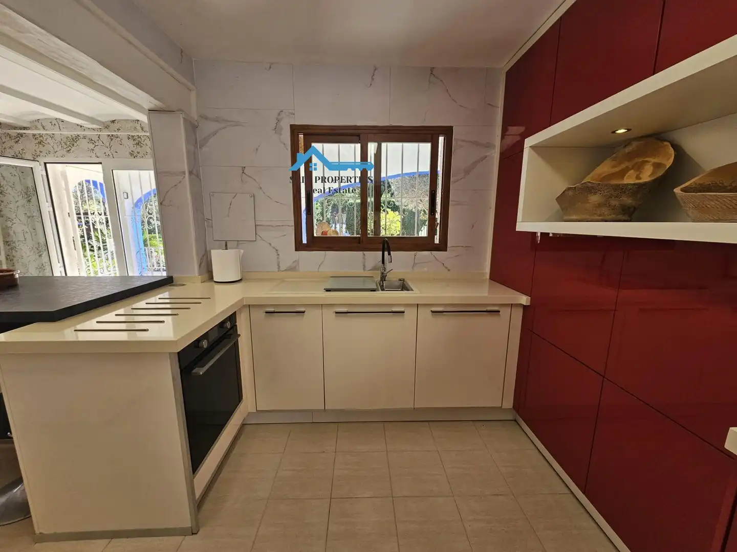 Cocina de Casa o chalet en venta en Altea con Aire acondicionado, Calefacción y Jardín privado