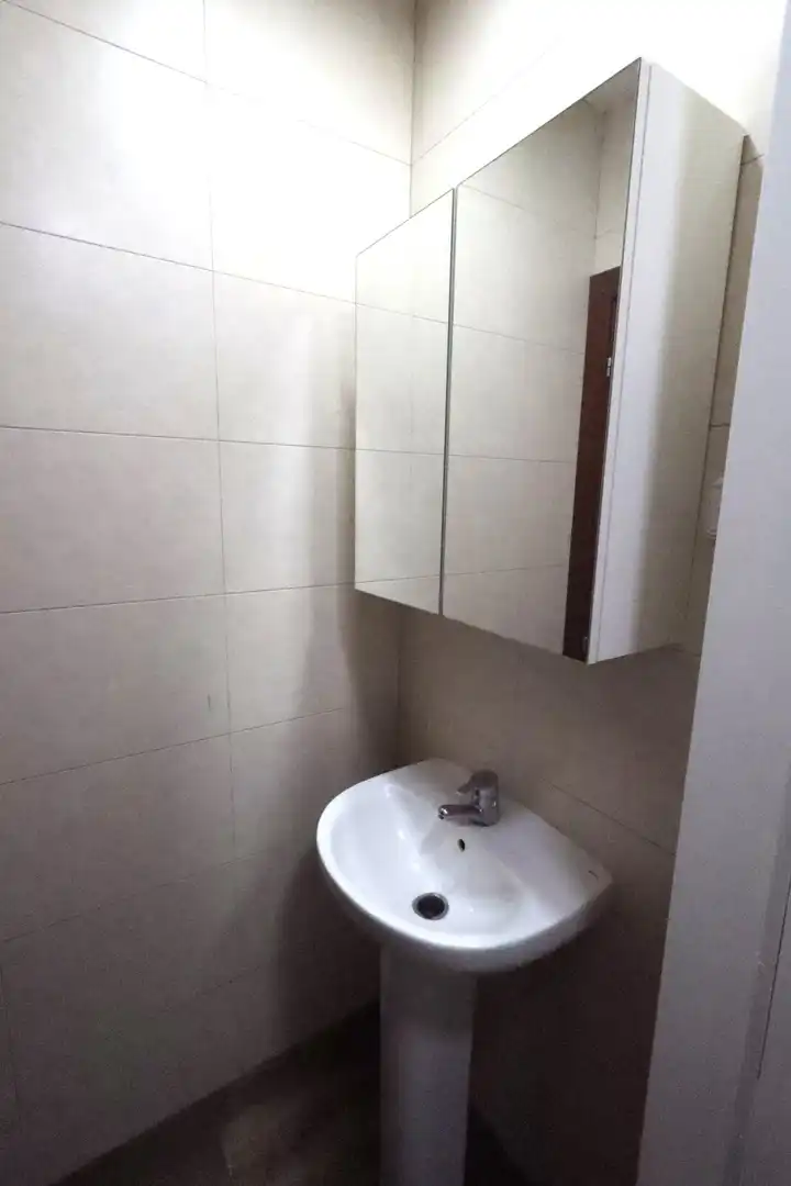 Baño de Piso en venta en Barcelona con Balcón