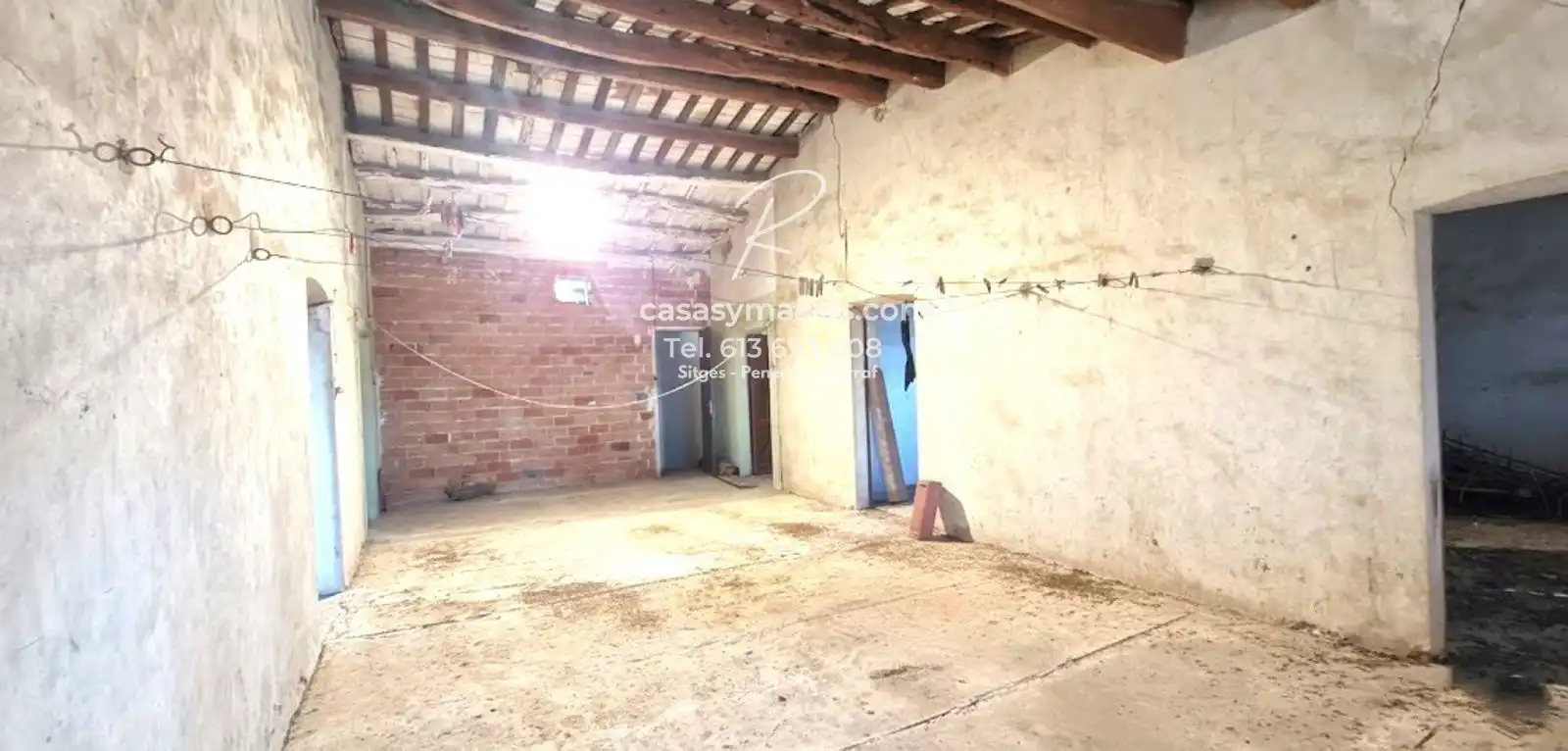 Country homes for sale in Avinyonet del Penedès  with Balcony