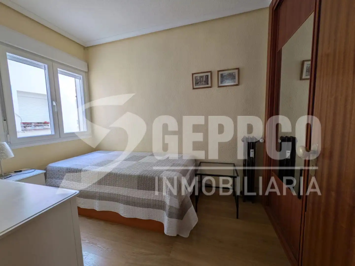 Schlafzimmer von Wohnung zur Miete in Madrid mit Klimaanlage, Heizung und Möbliert