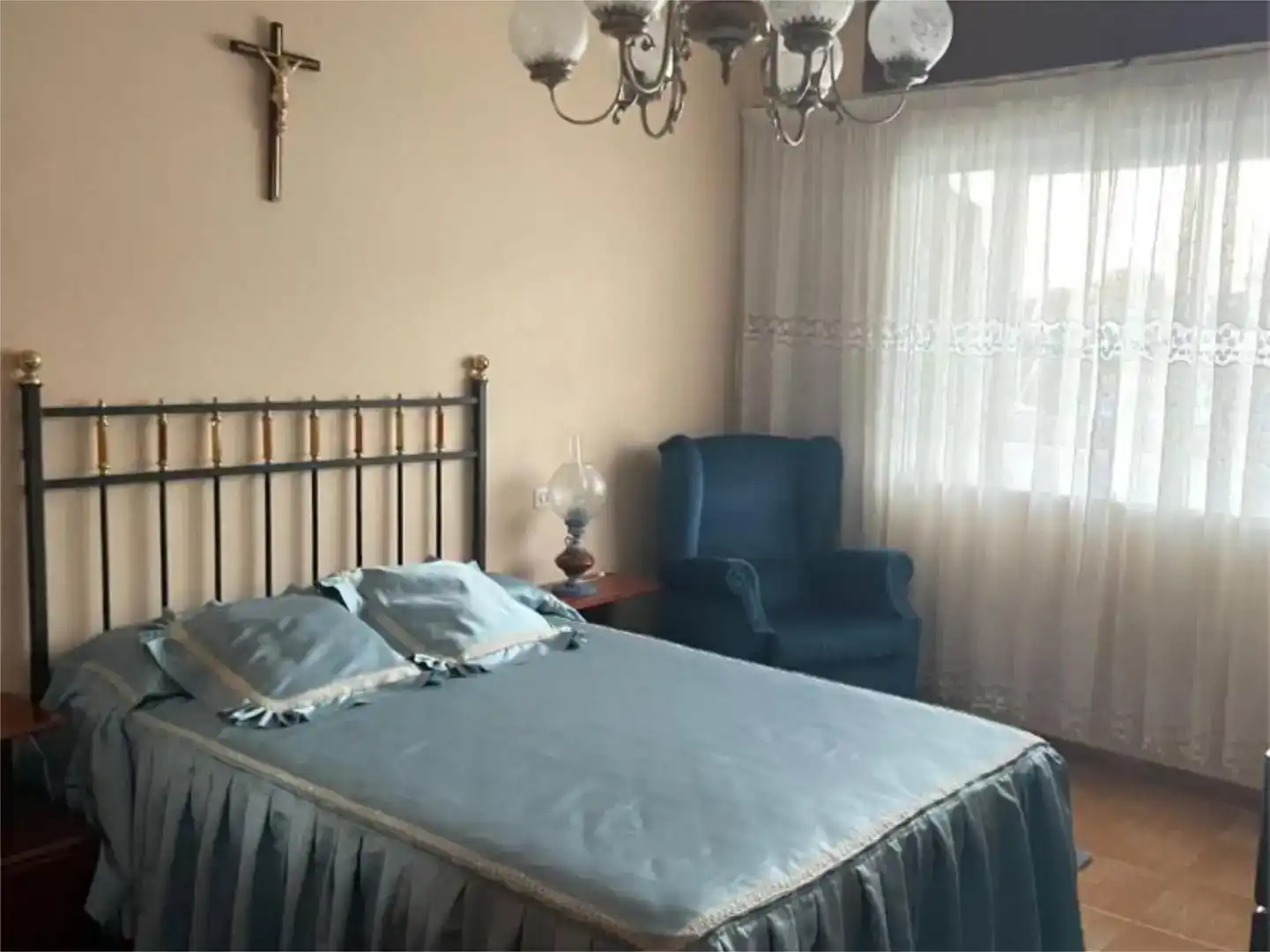 Habitación de Piso en venta en Ponteceso con Amueblado y Balcón