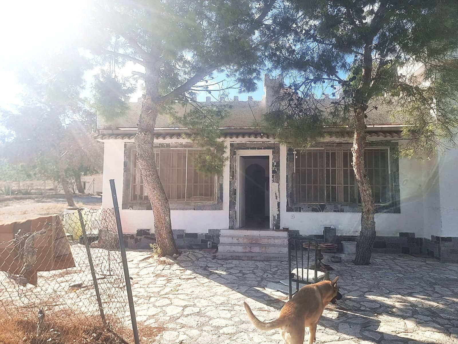 Vista exterior de Finca rústica en venda en Alicante / Alacant amb Jardí privat, Terrassa i Traster