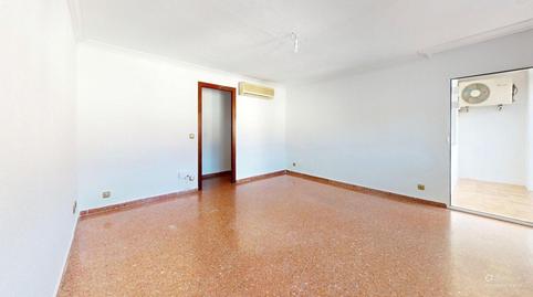 Foto 4 de Piso en venta en Poniente-Norte - Miralbaida - Parque Azahara, Córdoba