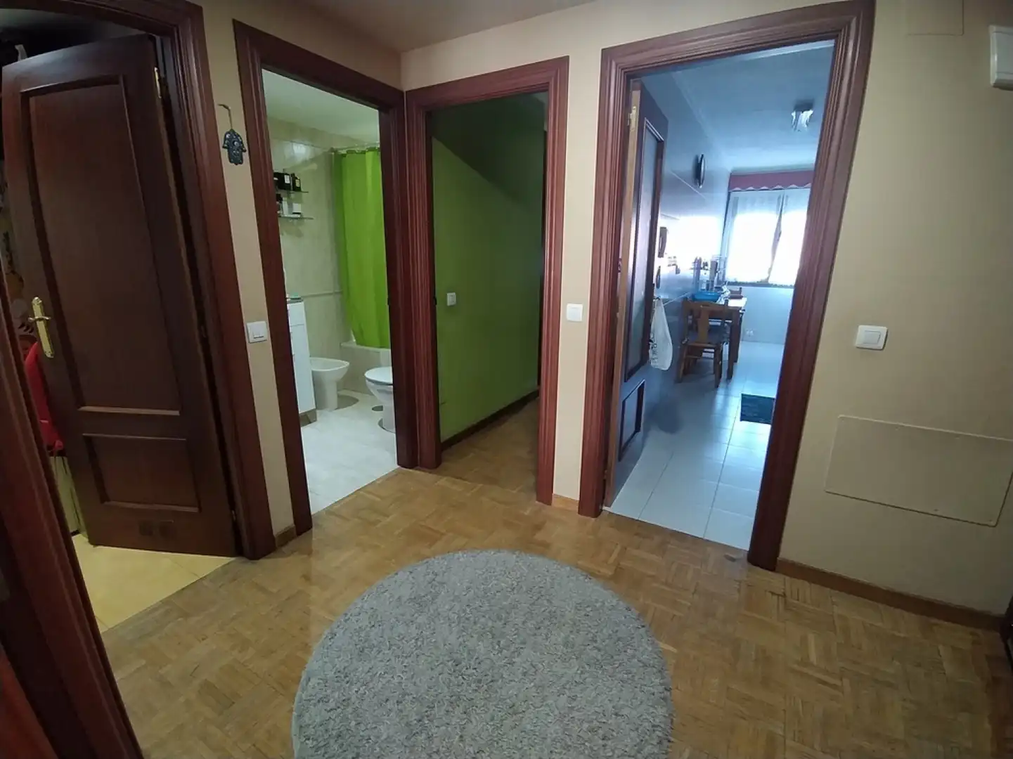 Piso en venta en Avilés con Calefacción y Parquet