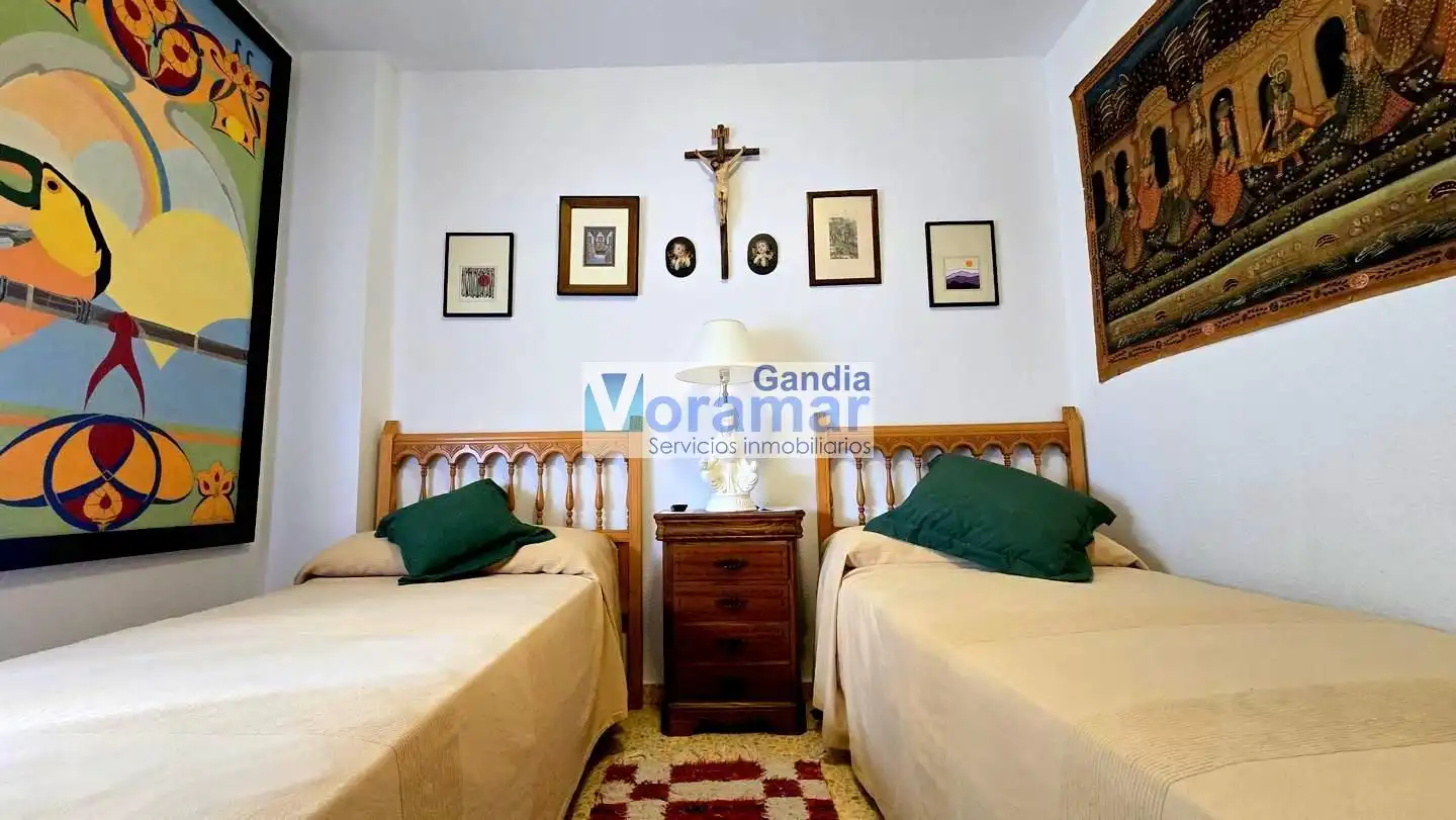 Schlafzimmer von Wohnungen zum Verkauf in Gandia mit Klimaanlage, Terrasse und Möbliert