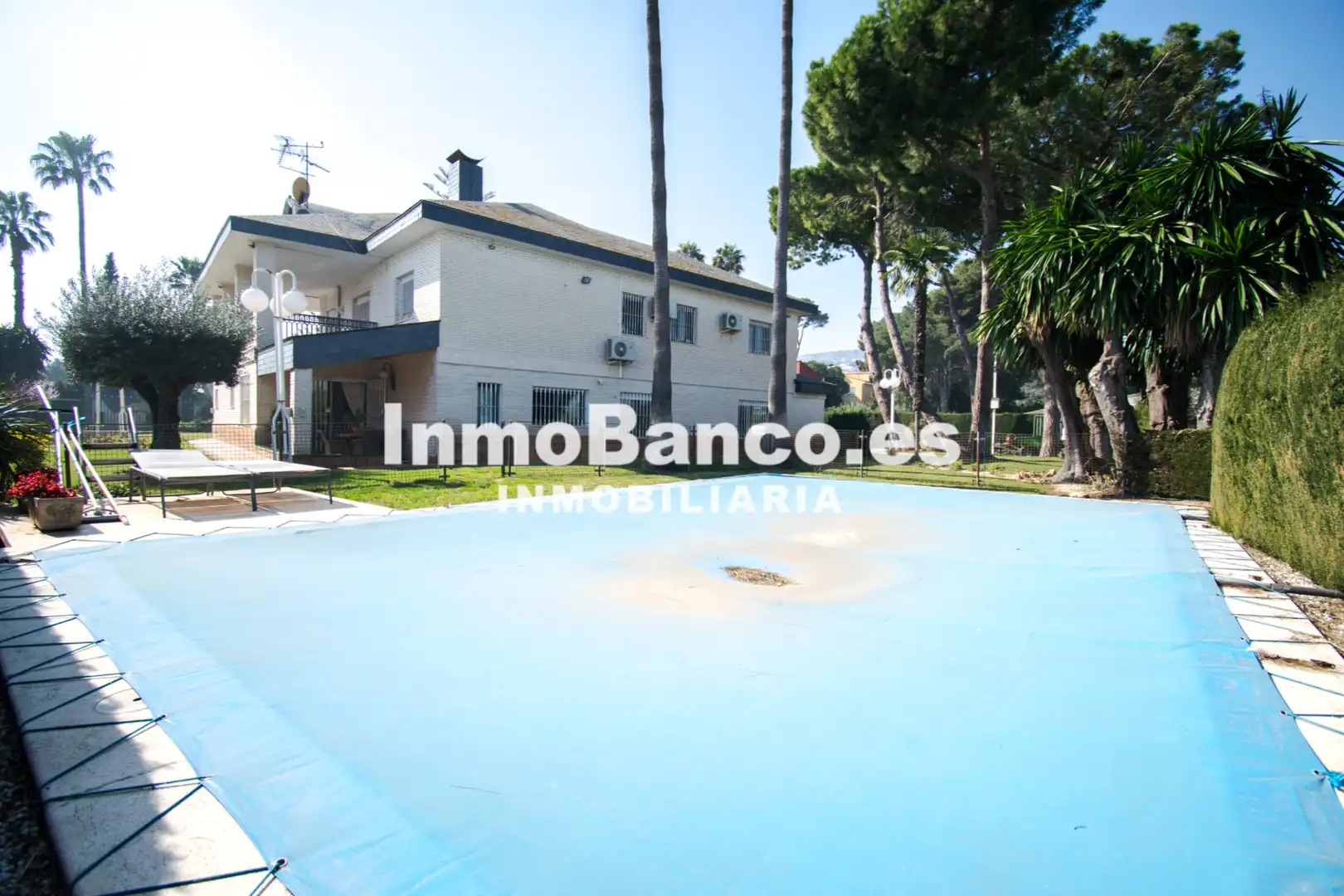 Vista exterior de Casa o chalet en venta en Chiva con Aire acondicionado, Calefacción y Jardín privado