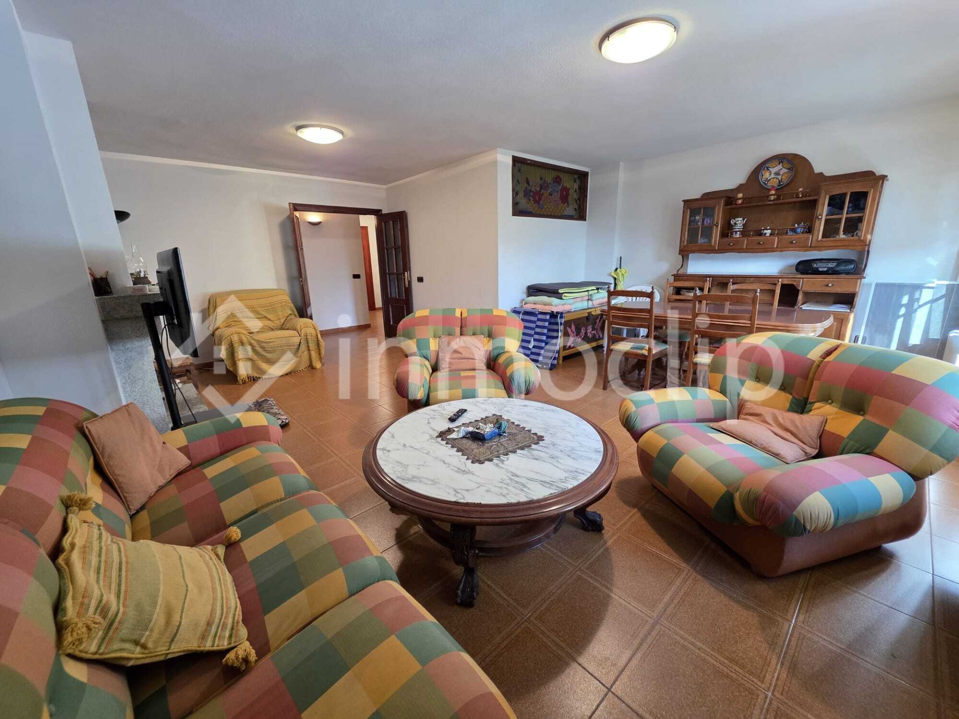 Sala de estar de Casa adosada en venta en Terradillos con Aire acondicionado, Calefacción y Jardín privado