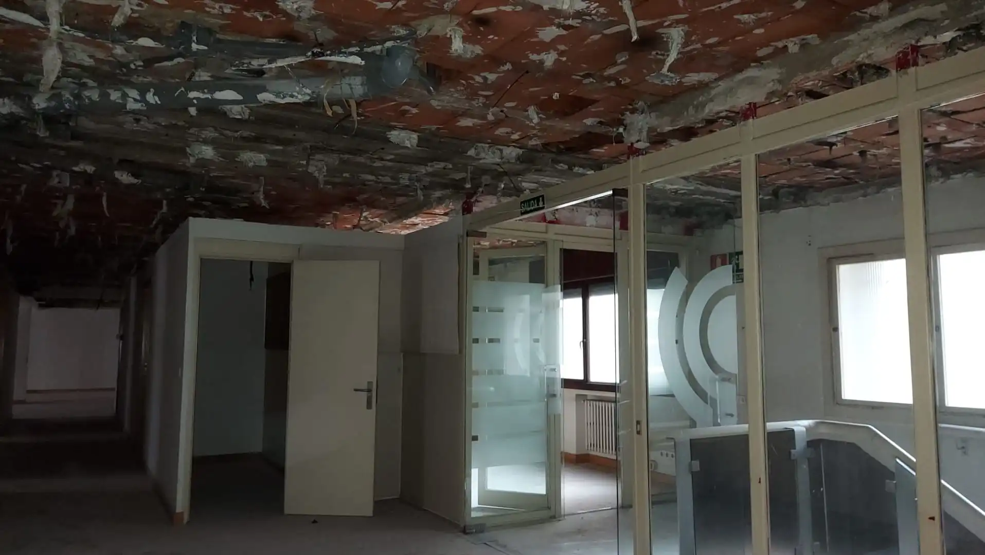 Büro zum Verkauf in Oviedo 