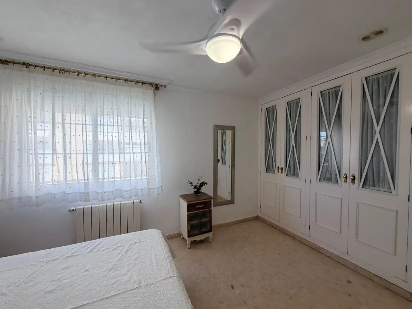 Bedroom of Detached homes for rent in Elche / Elx  with Air Conditioner, Heating and Private garden