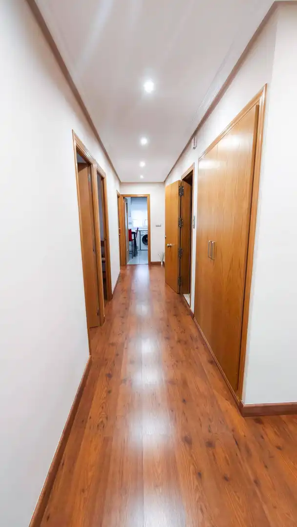 Piso de alquiler en Elche / Elx con Aire acondicionado, Trastero y Amueblado
