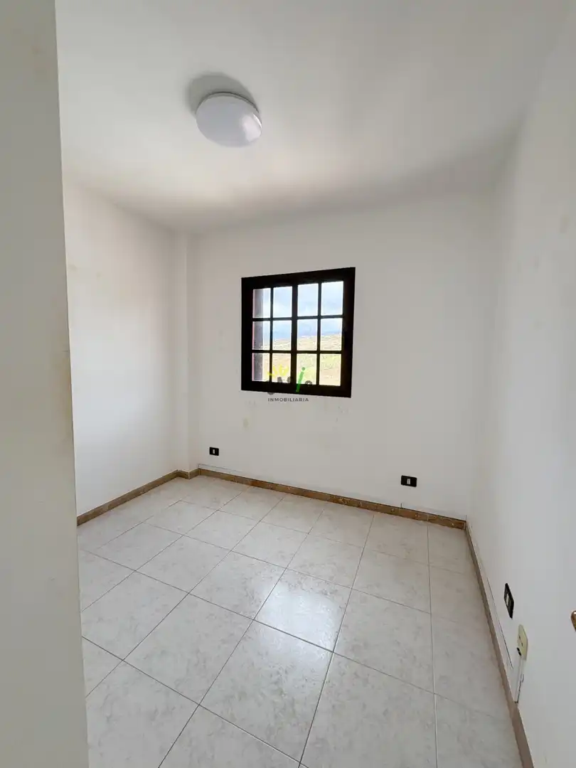 Dormitori de Casa o xalet en venda en Santa Cruz de Tenerife amb Terrassa, Traster i Piscina