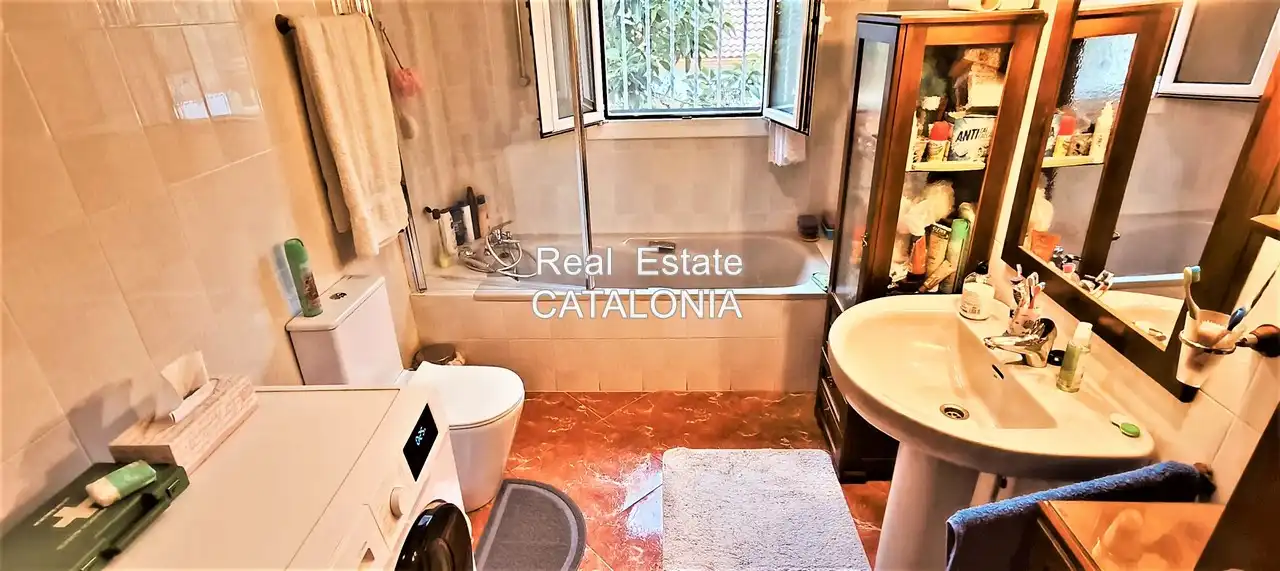 Bany de Casa o xalet en venda en Lloret de Mar amb Calefacció, Jardí privat i Terrassa
