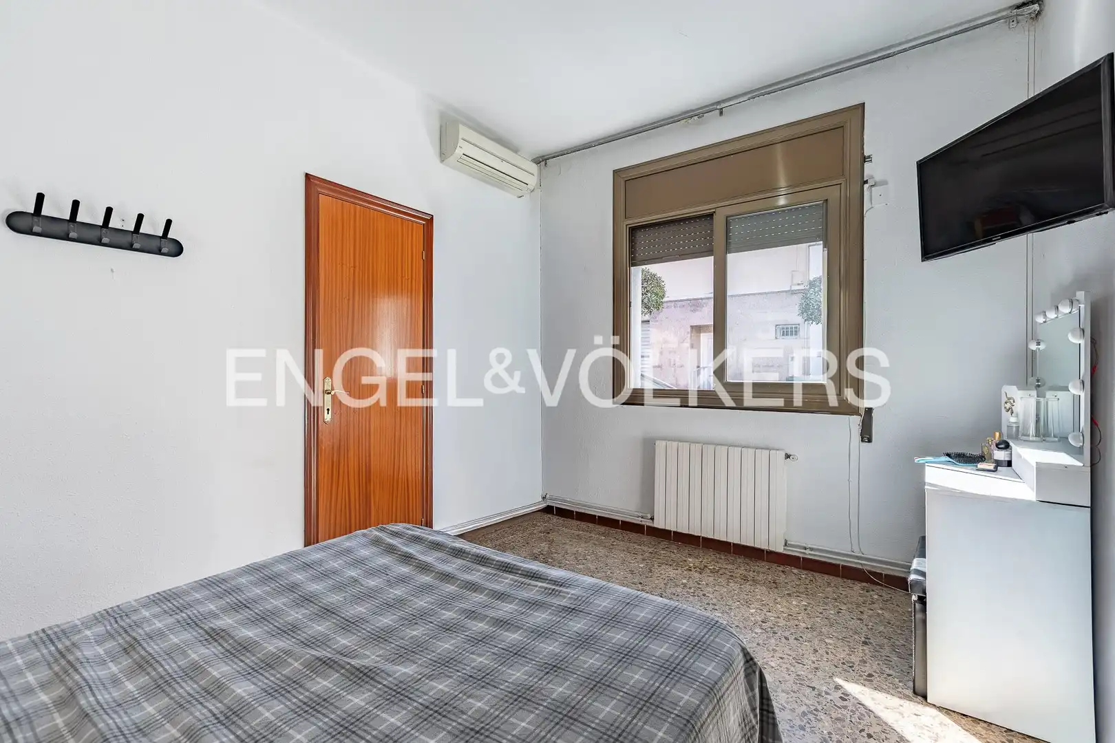 Dormitori de Casa o xalet en venda en Sabadell amb Calefacció, Jardí privat i Terrassa